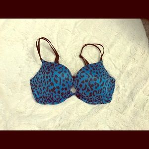 Victoria’s secret very sexy push up bra